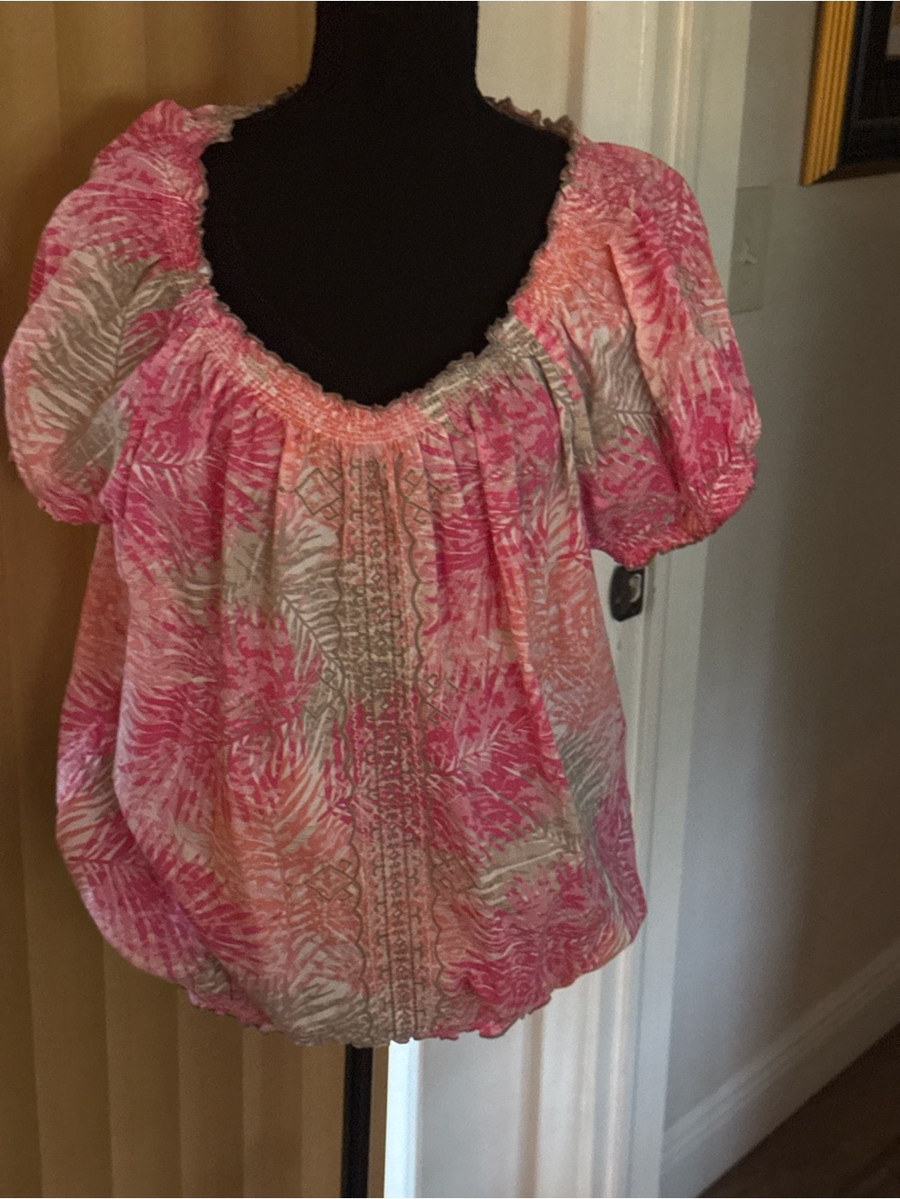 Women's Pink Patterned Short-Sleeve Peasant Top
